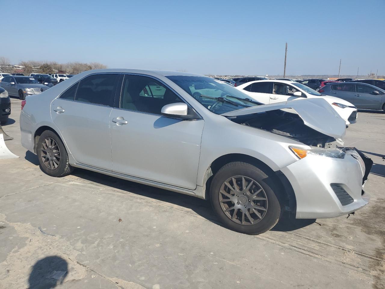 2014 TOYOTA CAMRY L - Image 4