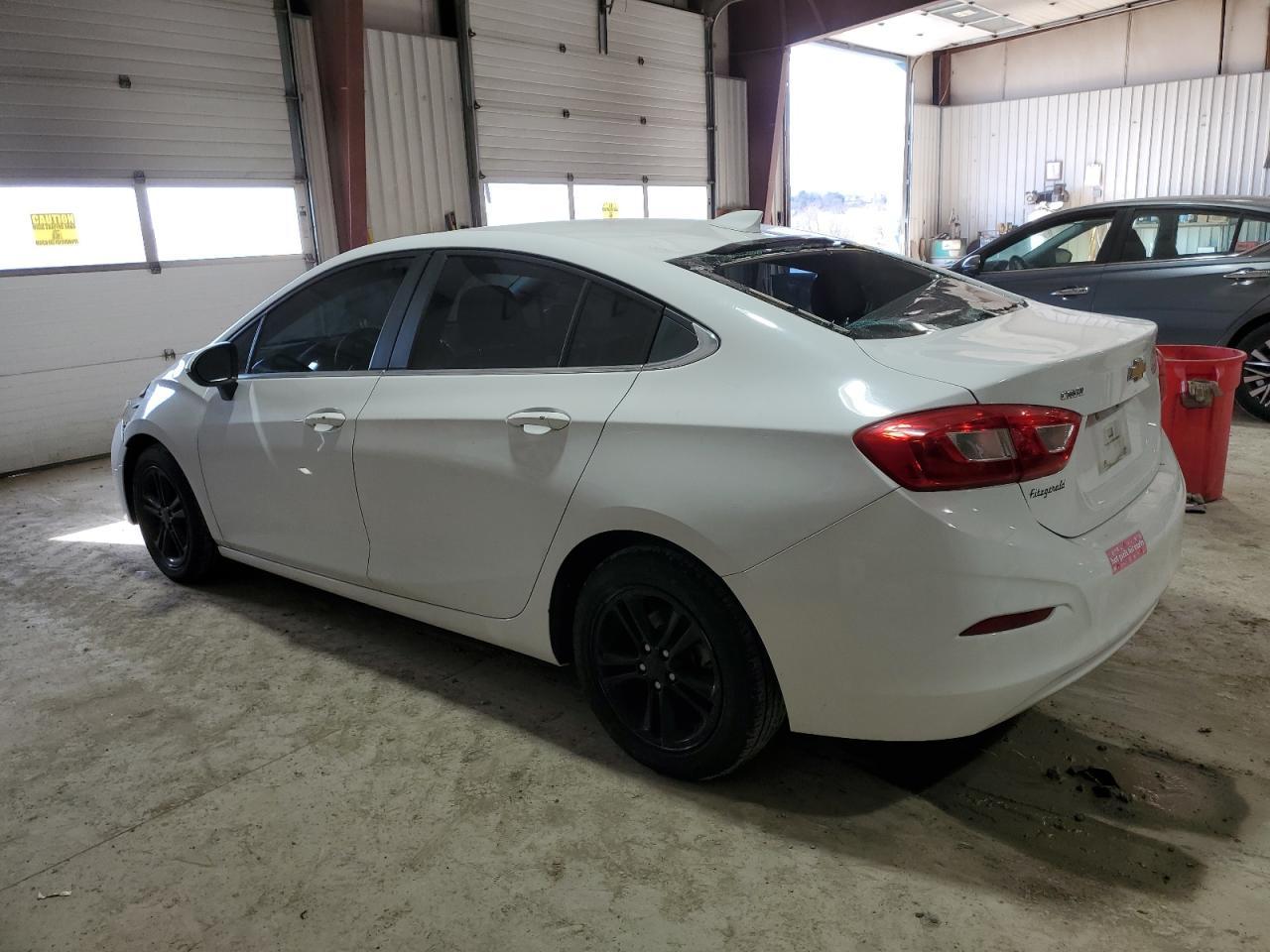 2017 CHEVROLET CRUZE LT - Фото 2