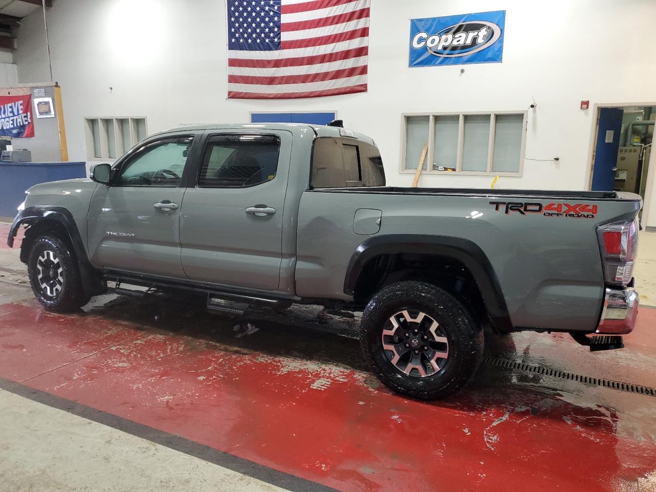 2023 TOYOTA TACOMA DOU - Фото 2