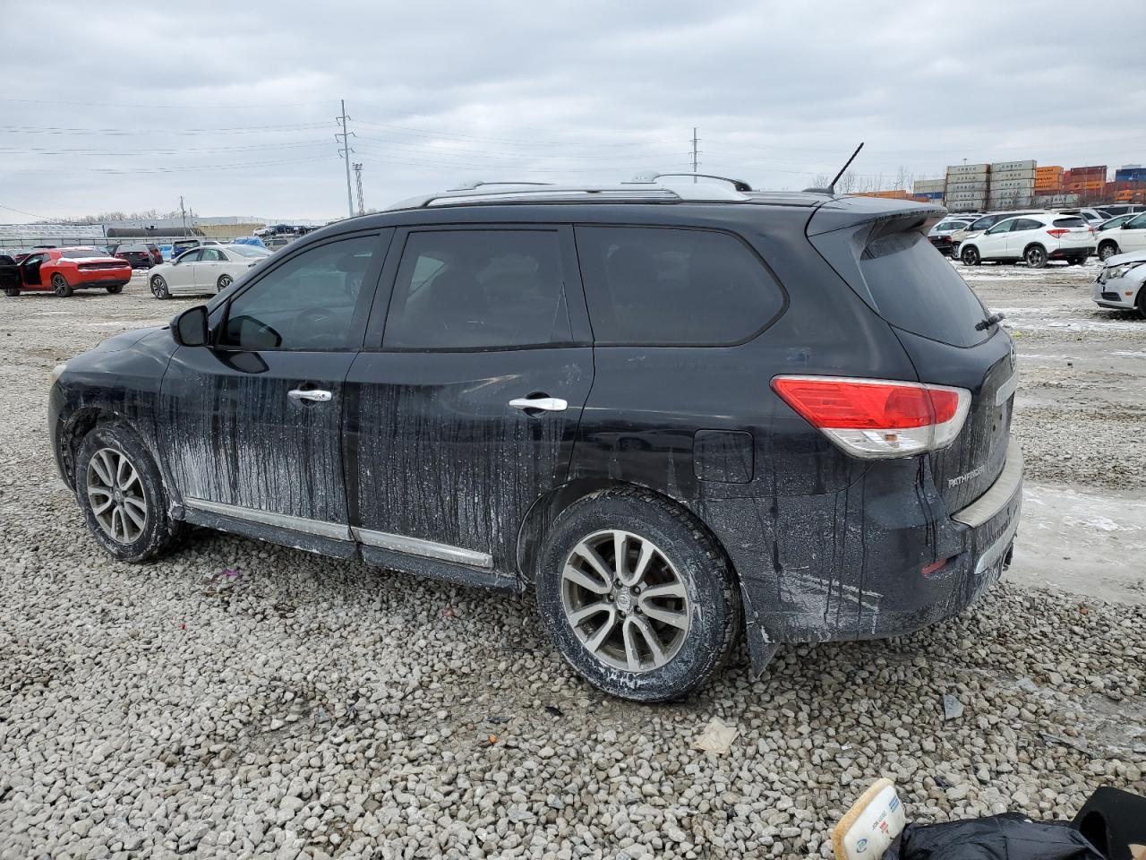 2013 NISSAN PATHFINDER - Фото 2