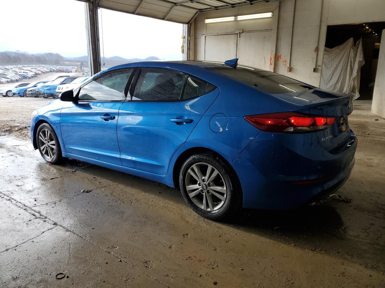 2017 HYUNDAI ELANTRA SE - Фото 2