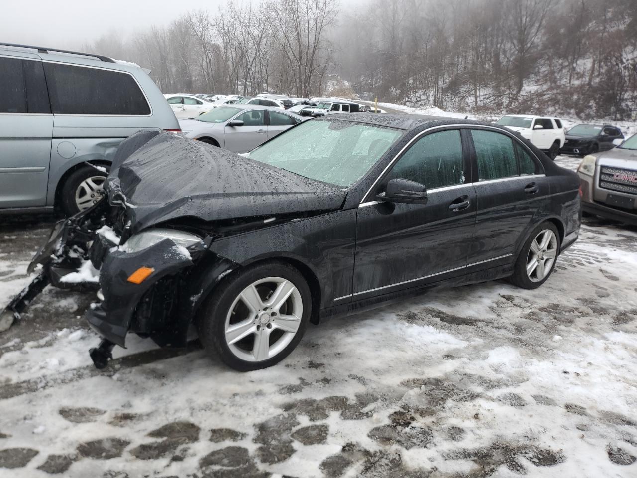 2011 MERCEDES-BENZ C 300 4MAT car image