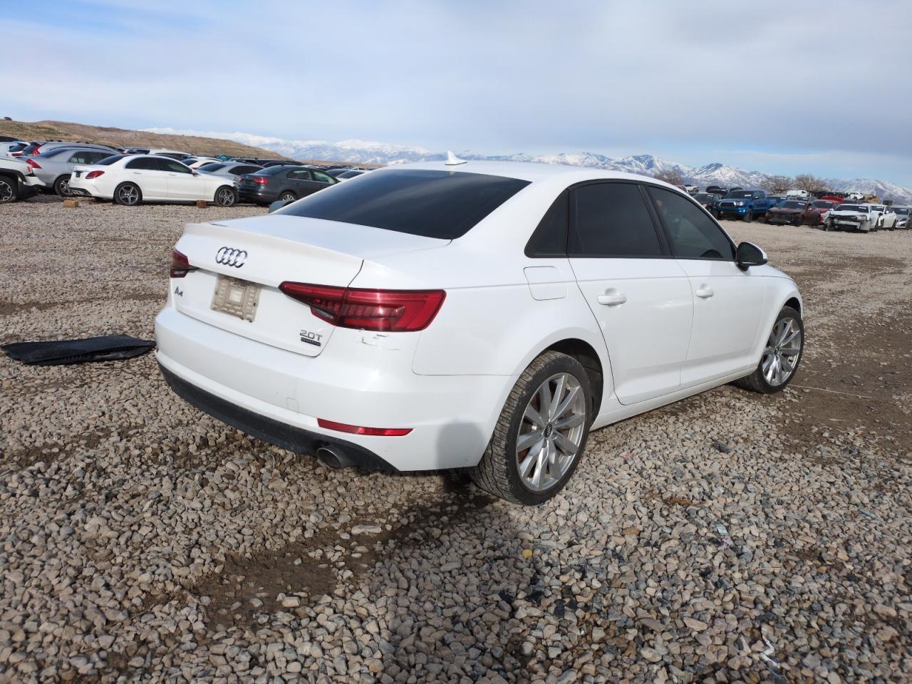 2017 AUDI A4 PREMIUM - Фото 3