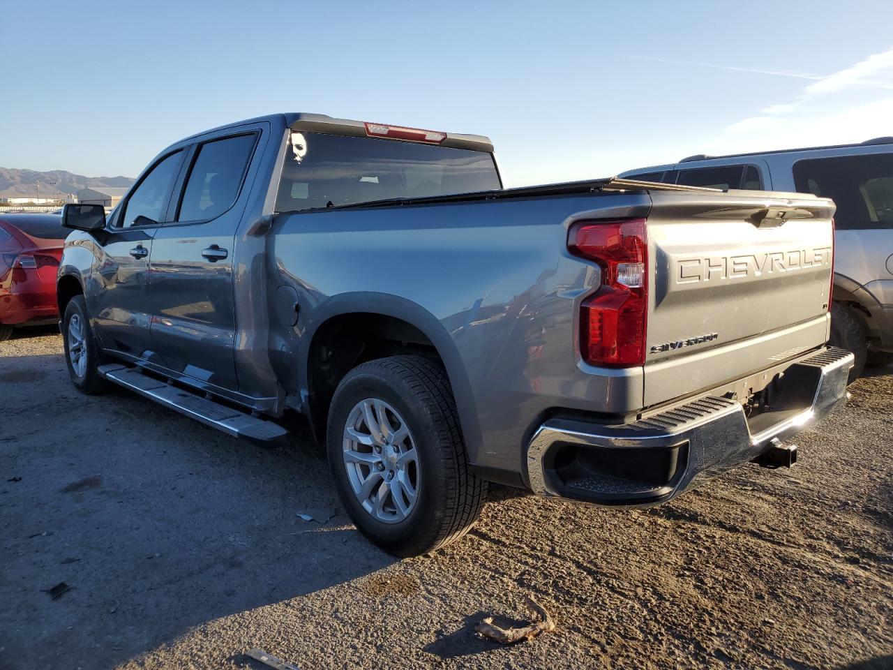 2021 CHEVROLET SILVERADO - Фото 2