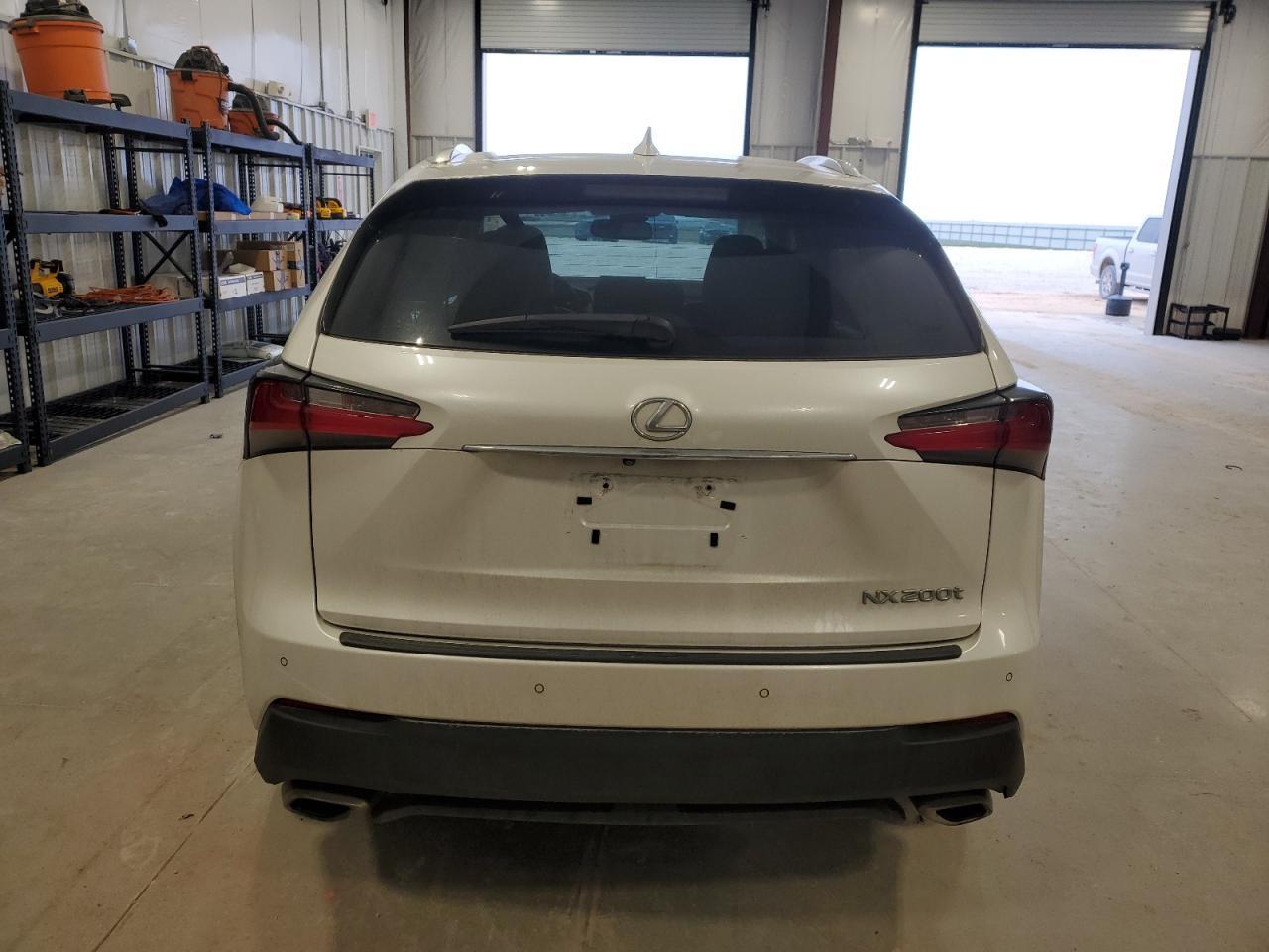 2016 LEXUS NX 200T BA - Фото 6