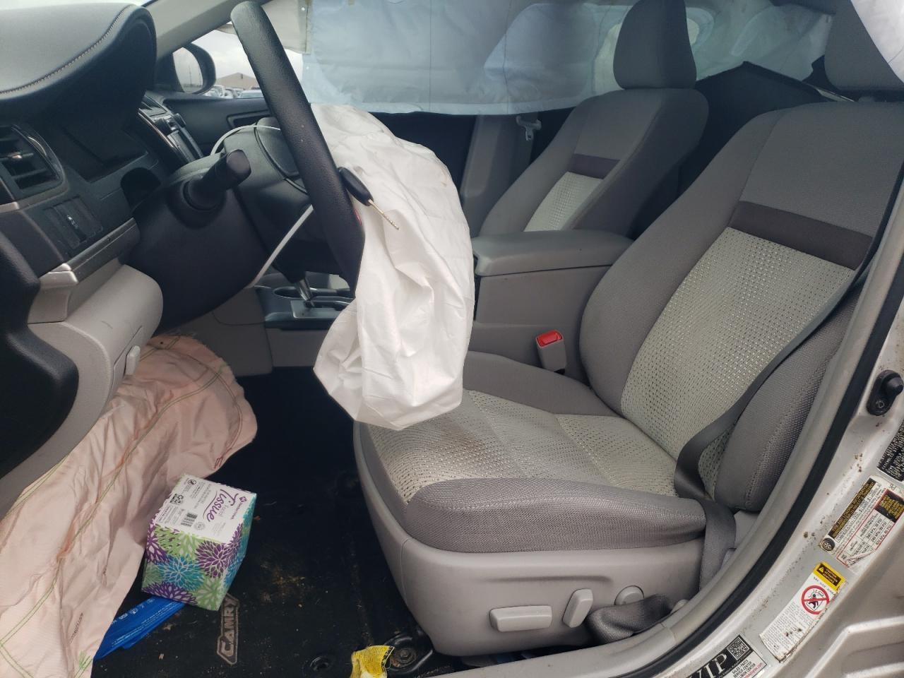 2014 TOYOTA CAMRY L - Image 7