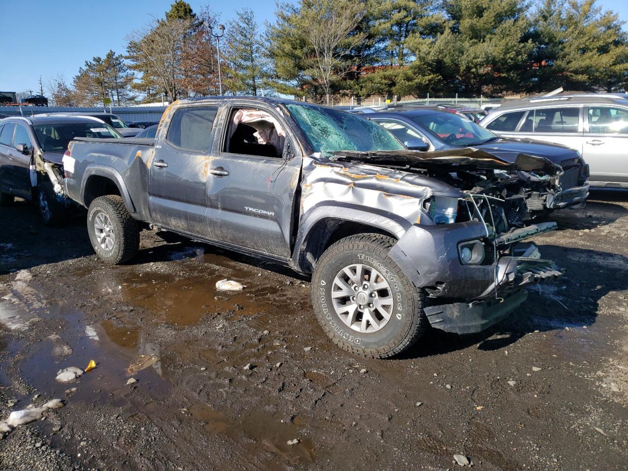 2019 TOYOTA TACOMA DOU - Фото 4