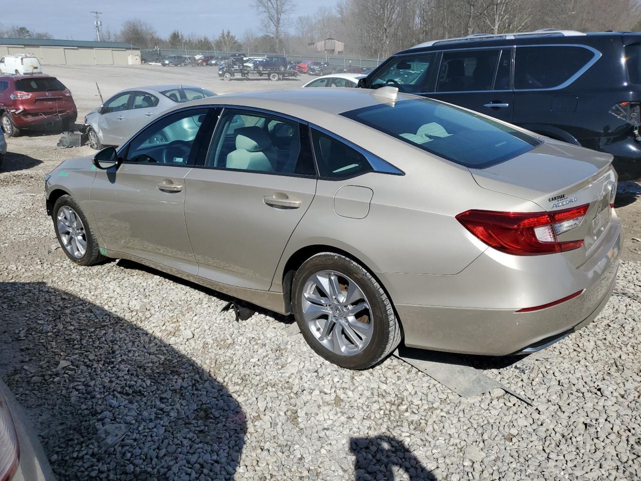 2018 HONDA ACCORD LX - Фото 2