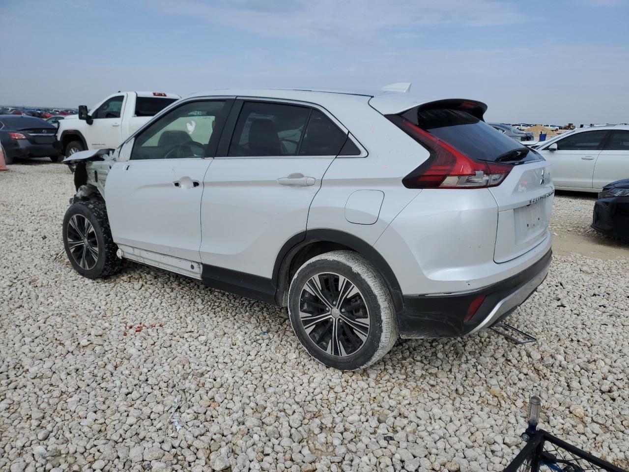 2022 MITSUBISHI ECLIPSE CR - Image 2
