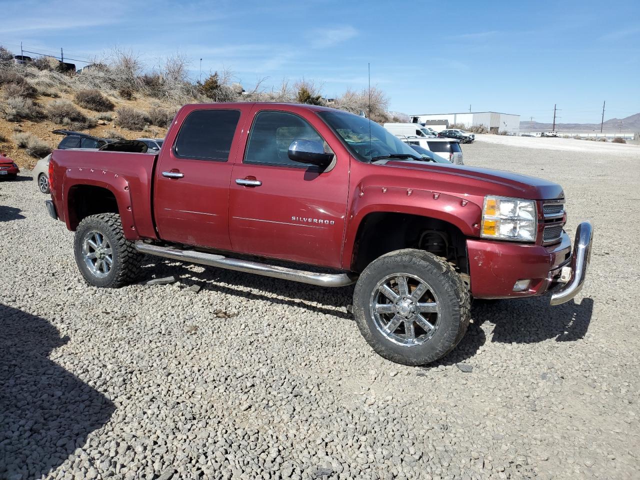 2013 CHEVROLET SILVERADO - Image 4