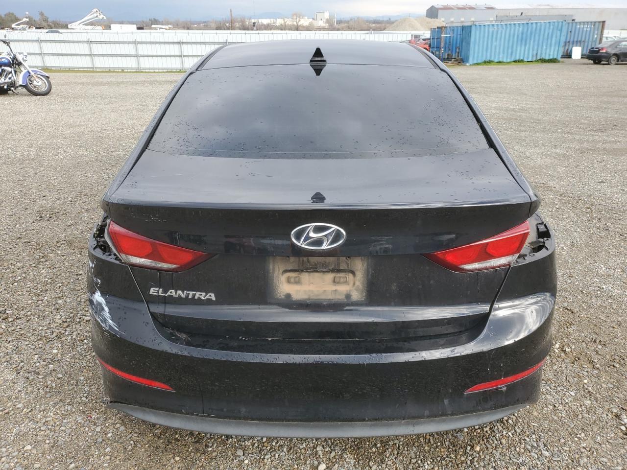2017 HYUNDAI ELANTRA SE - Фото 6