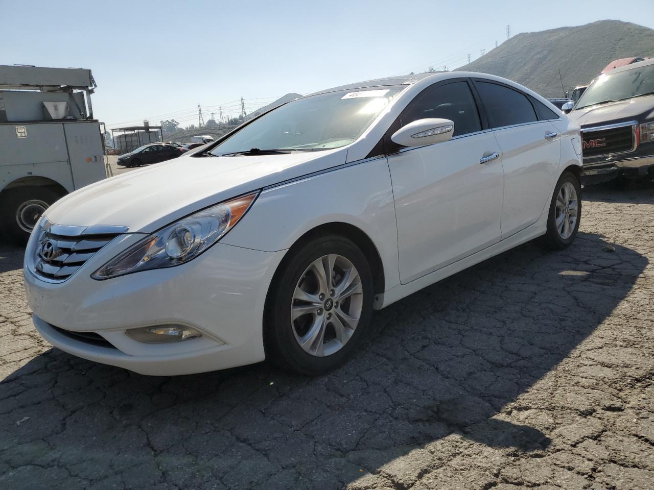 2013 HYUNDAI SONATA SE