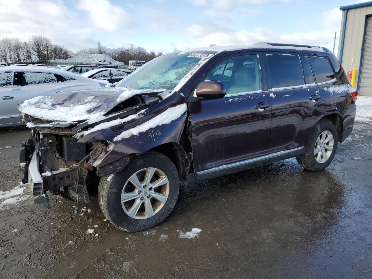 2011 TOYOTA HIGHLANDER
