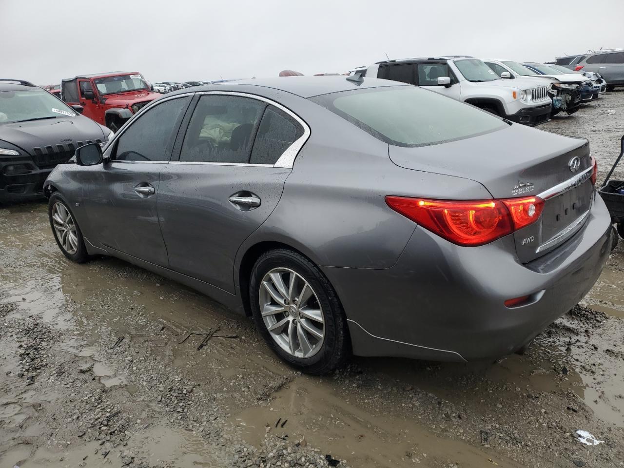 2015 INFINITI Q50 BASE - Фото 2