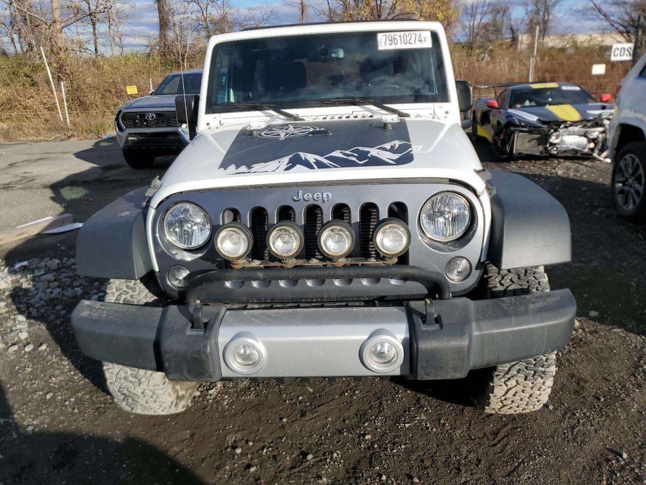 2015 JEEP WRANGLER U - Фото 5