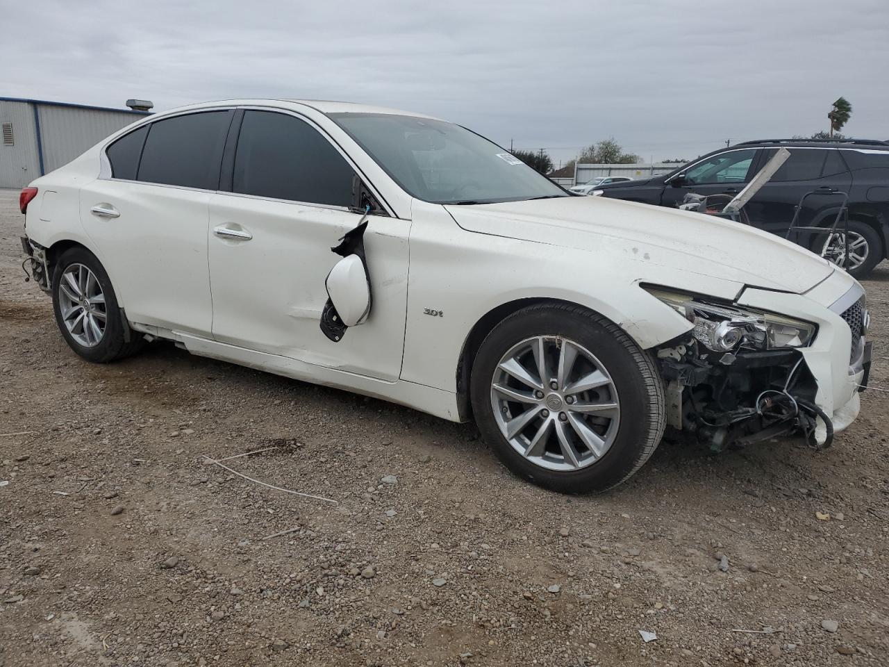 2016 INFINITI Q50 PREMIU - Фото 4