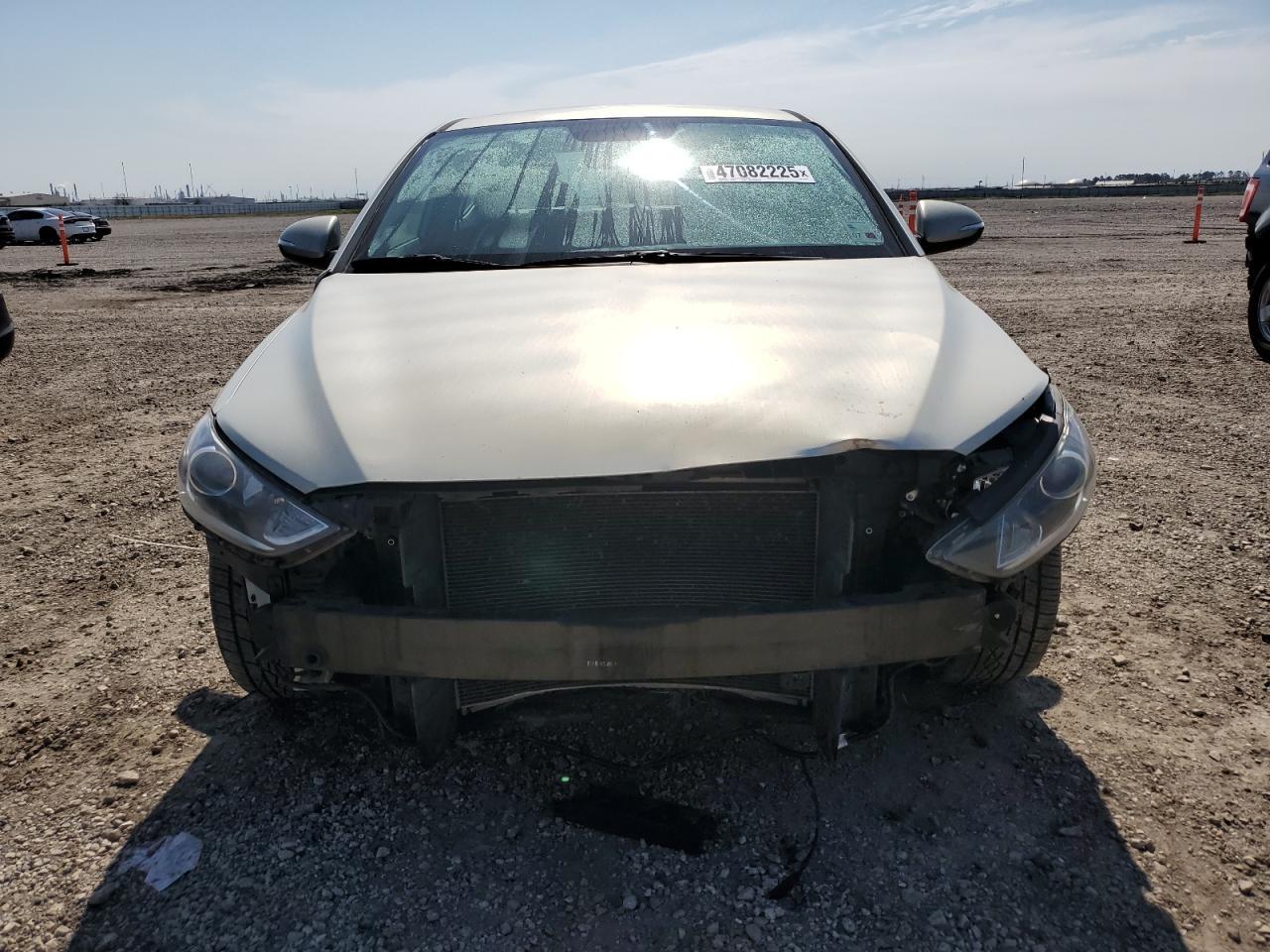 2017 HYUNDAI ELANTRA SE - Фото 5