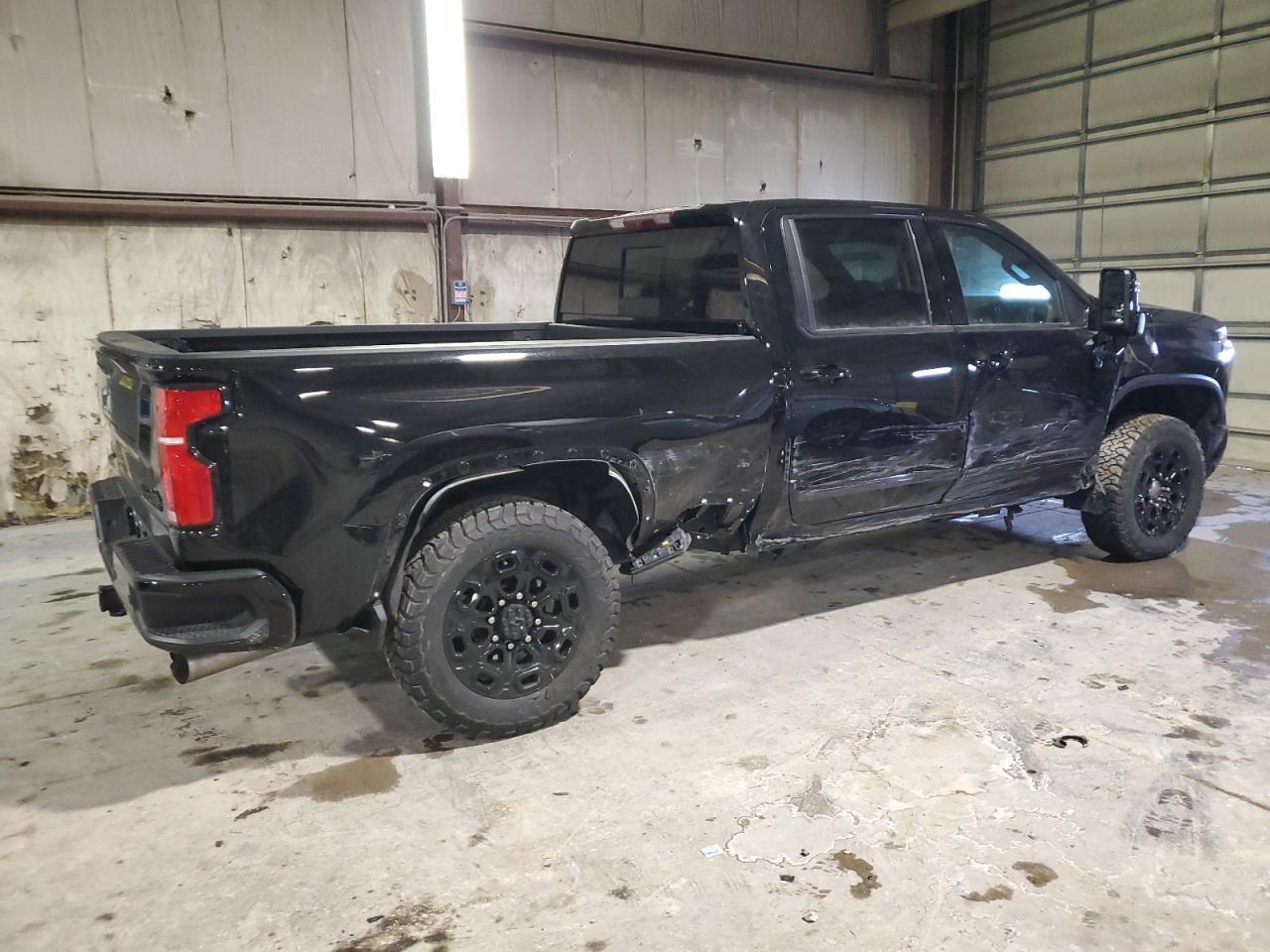 2024 CHEVROLET SILVERADO - Image 3