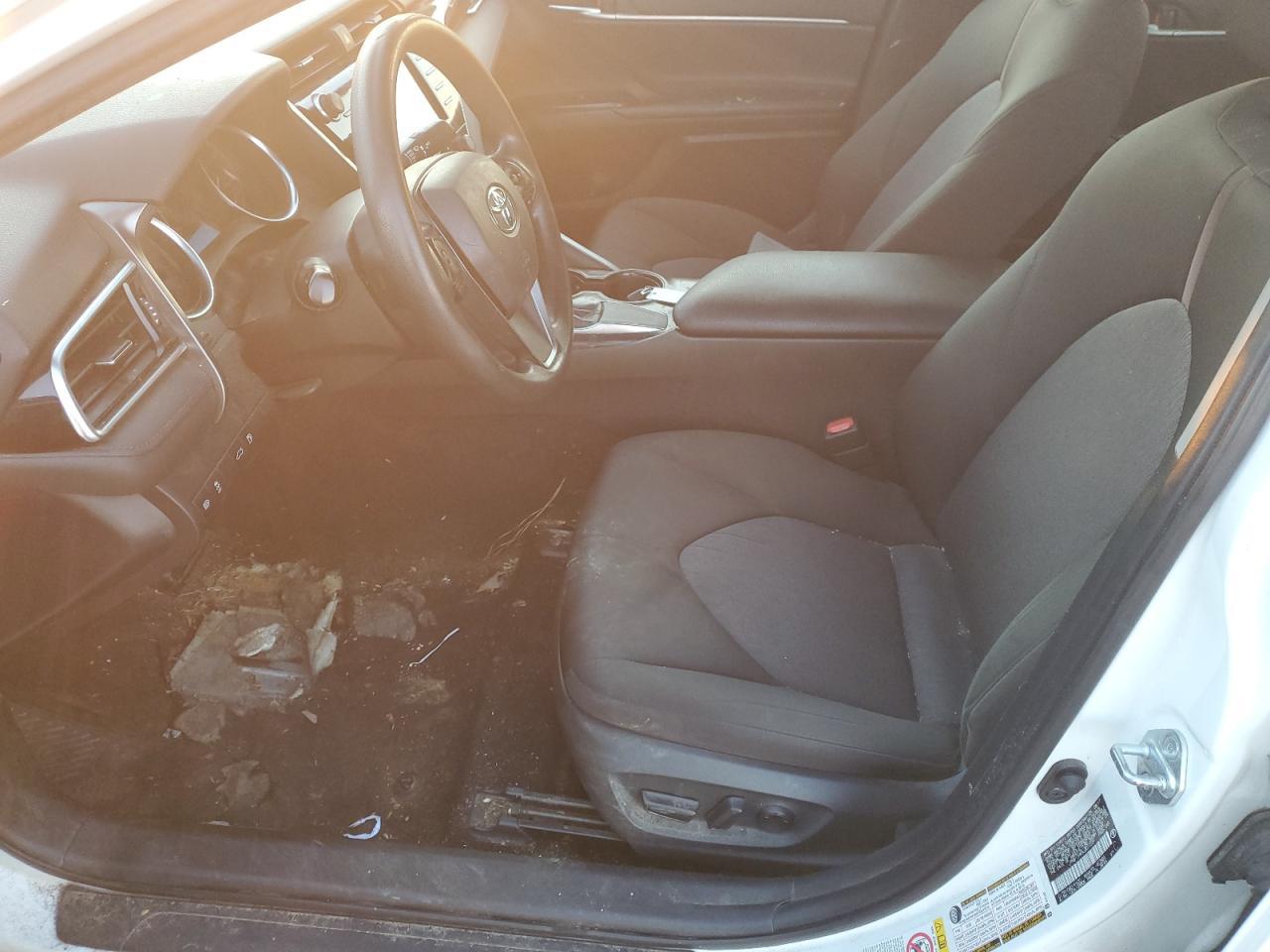 2018 TOYOTA CAMRY L - Image 7