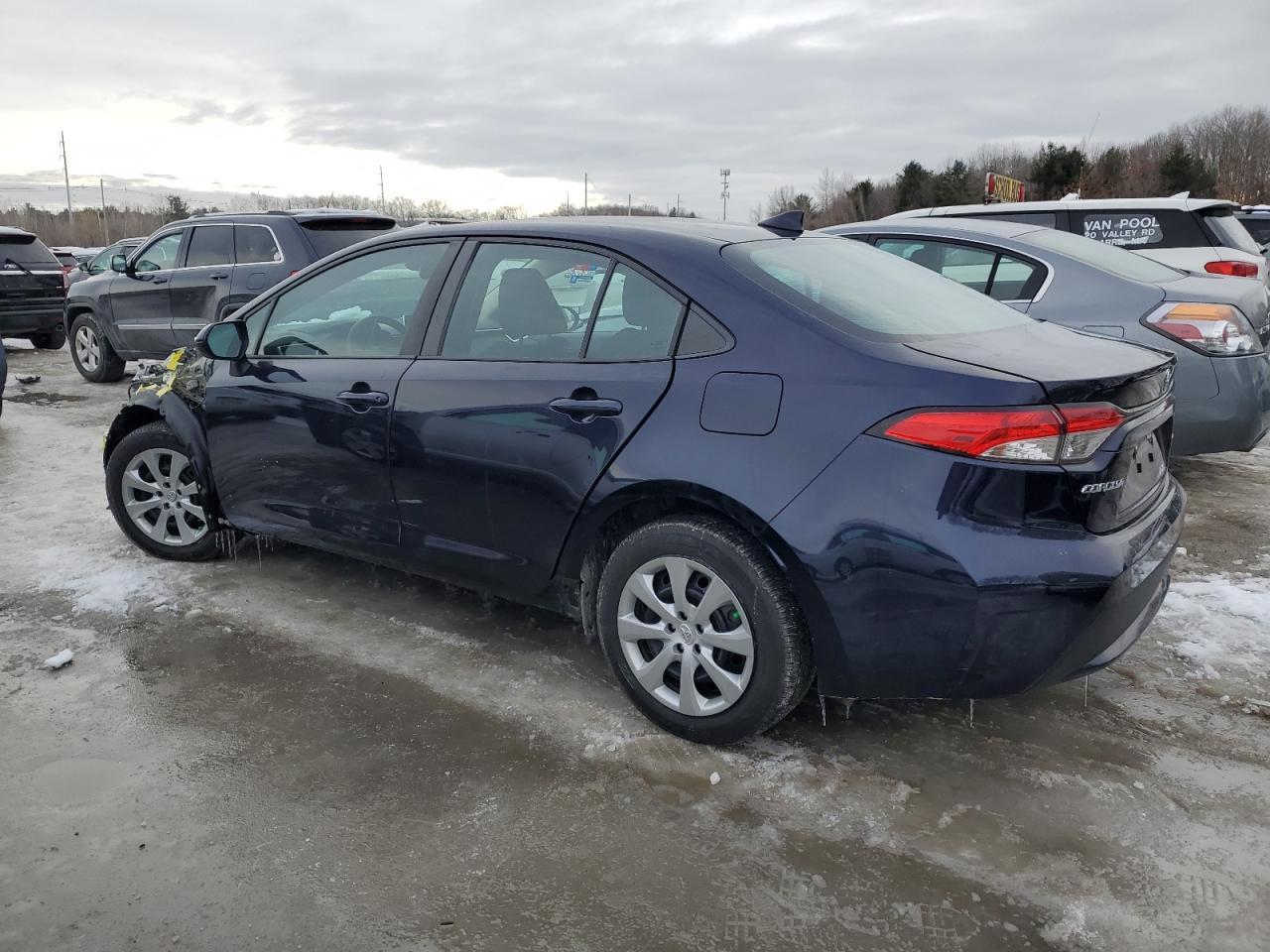 2020 TOYOTA COROLLA LE - Фото 2