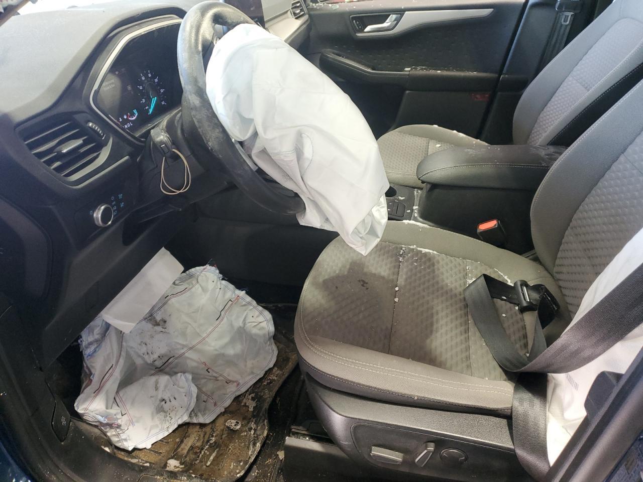2020 FORD ESCAPE SE - Фото 7