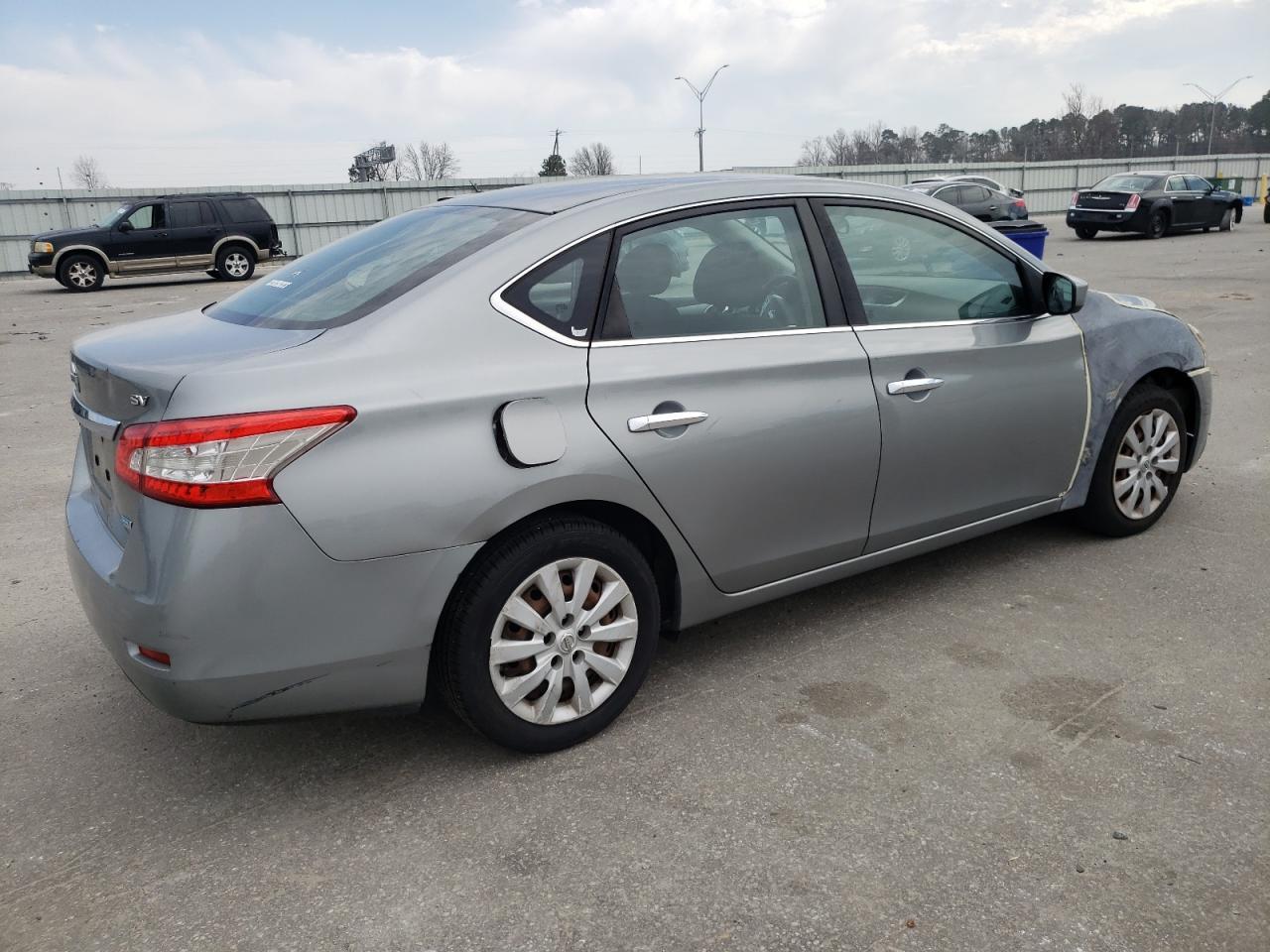 2013 NISSAN SENTRA S - Фото 3