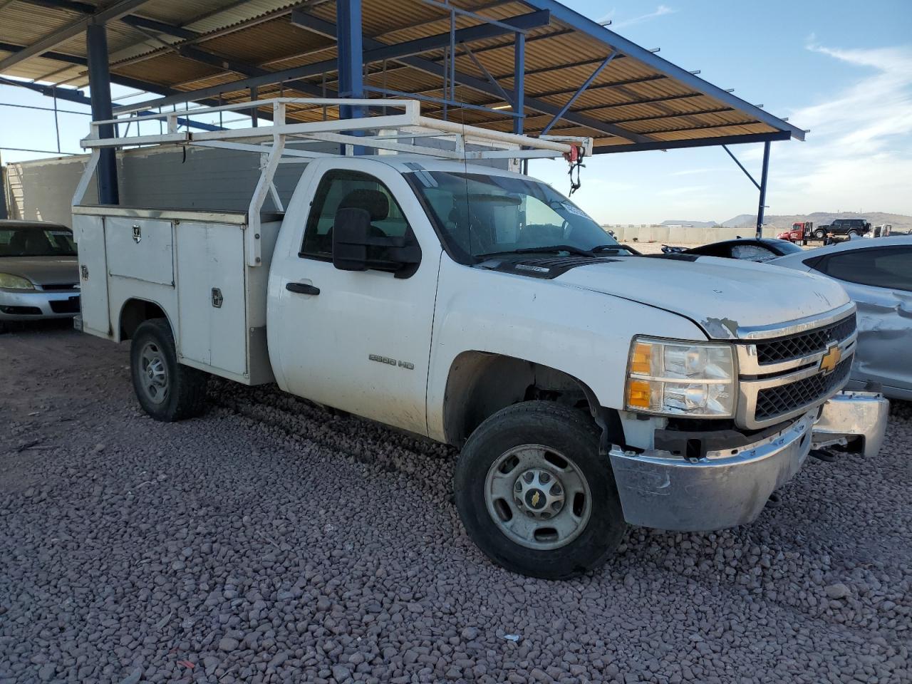 2013 CHEVROLET SILVERADO - Image 4