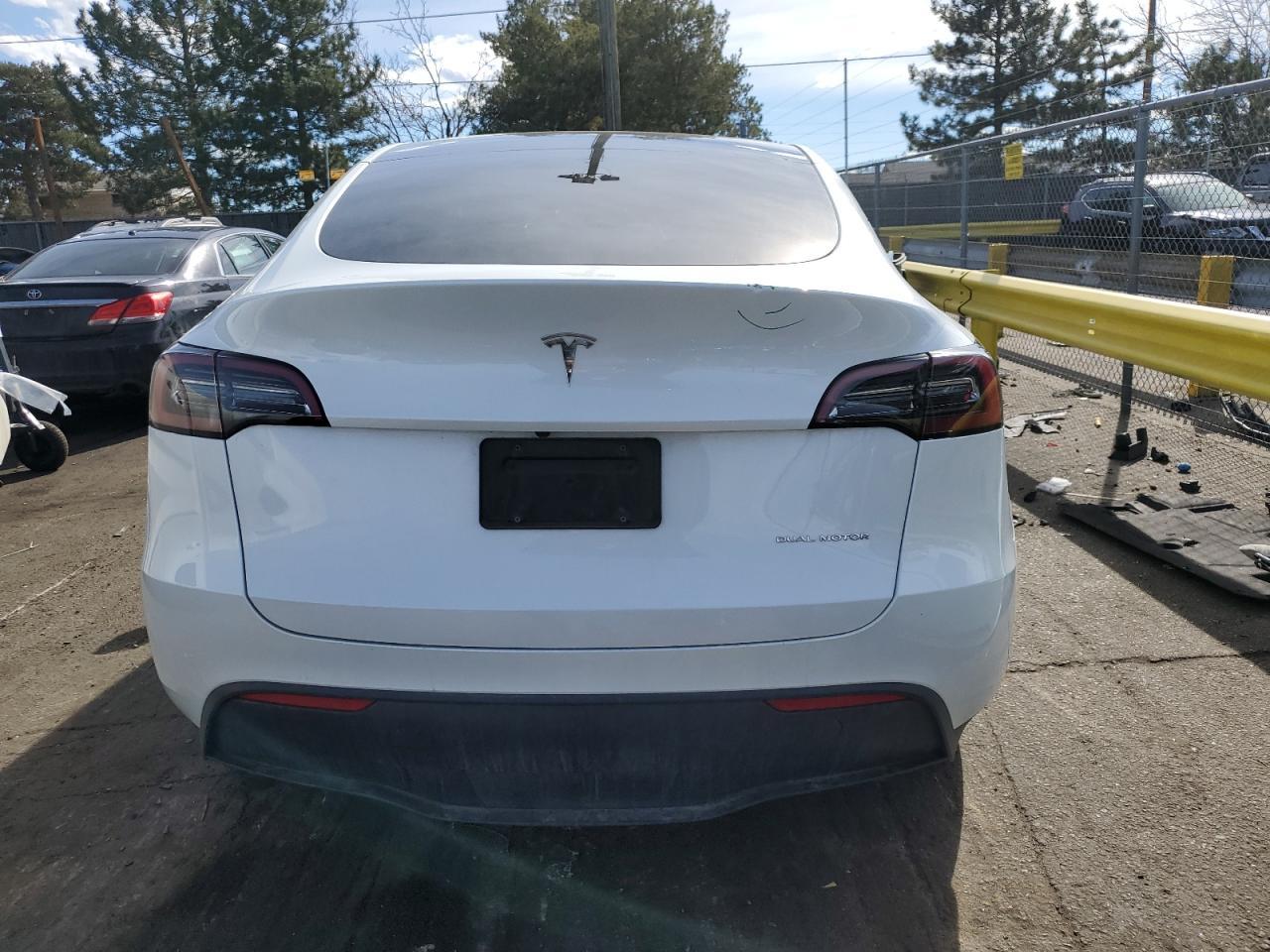 2023 TESLA MODEL Y - Image 6