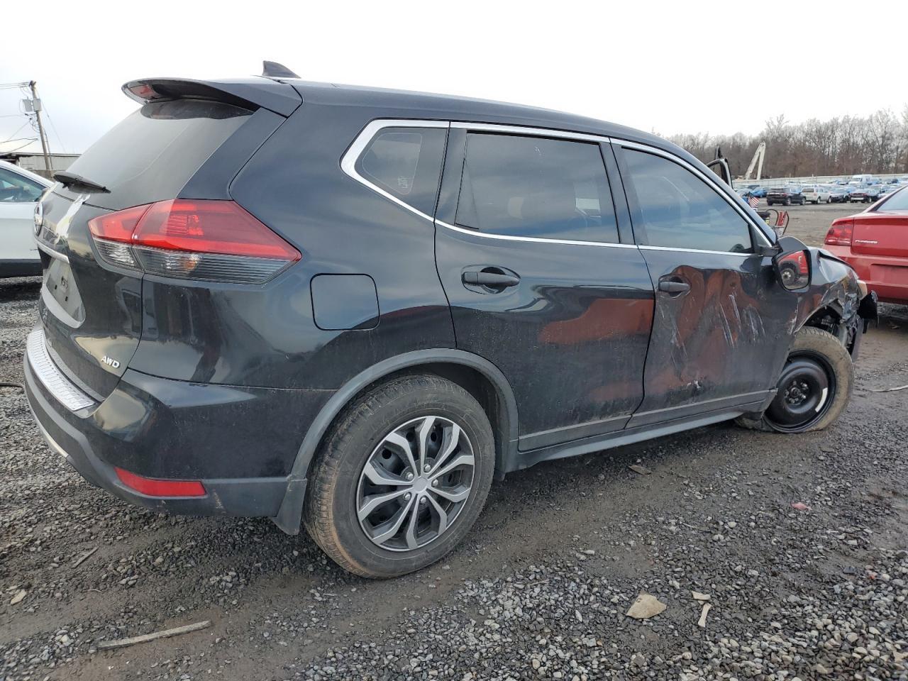 2018 NISSAN ROGUE S - Фото 3