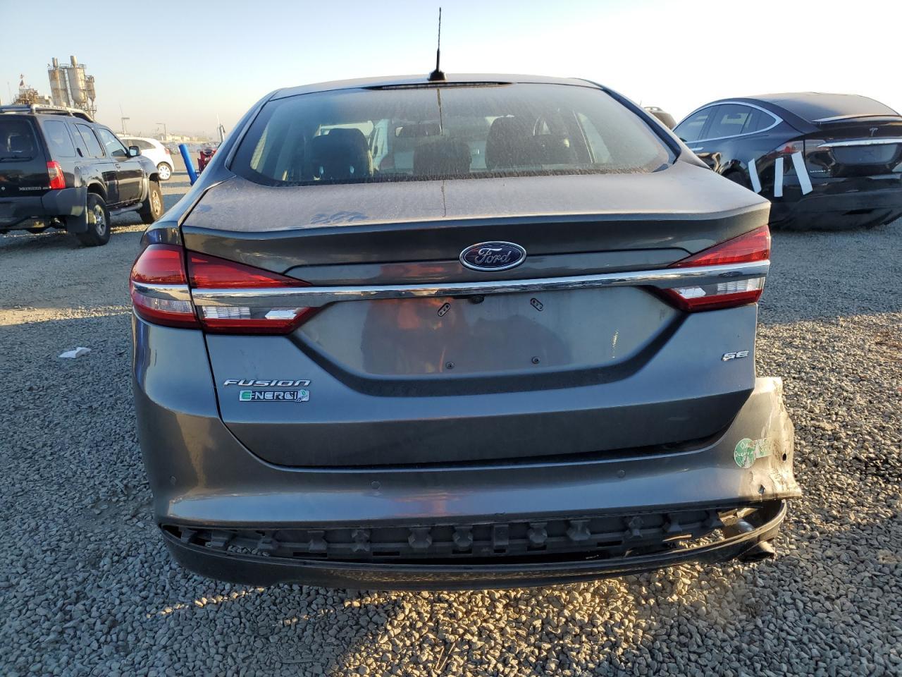 2017 FORD FUSION SE - Фото 6