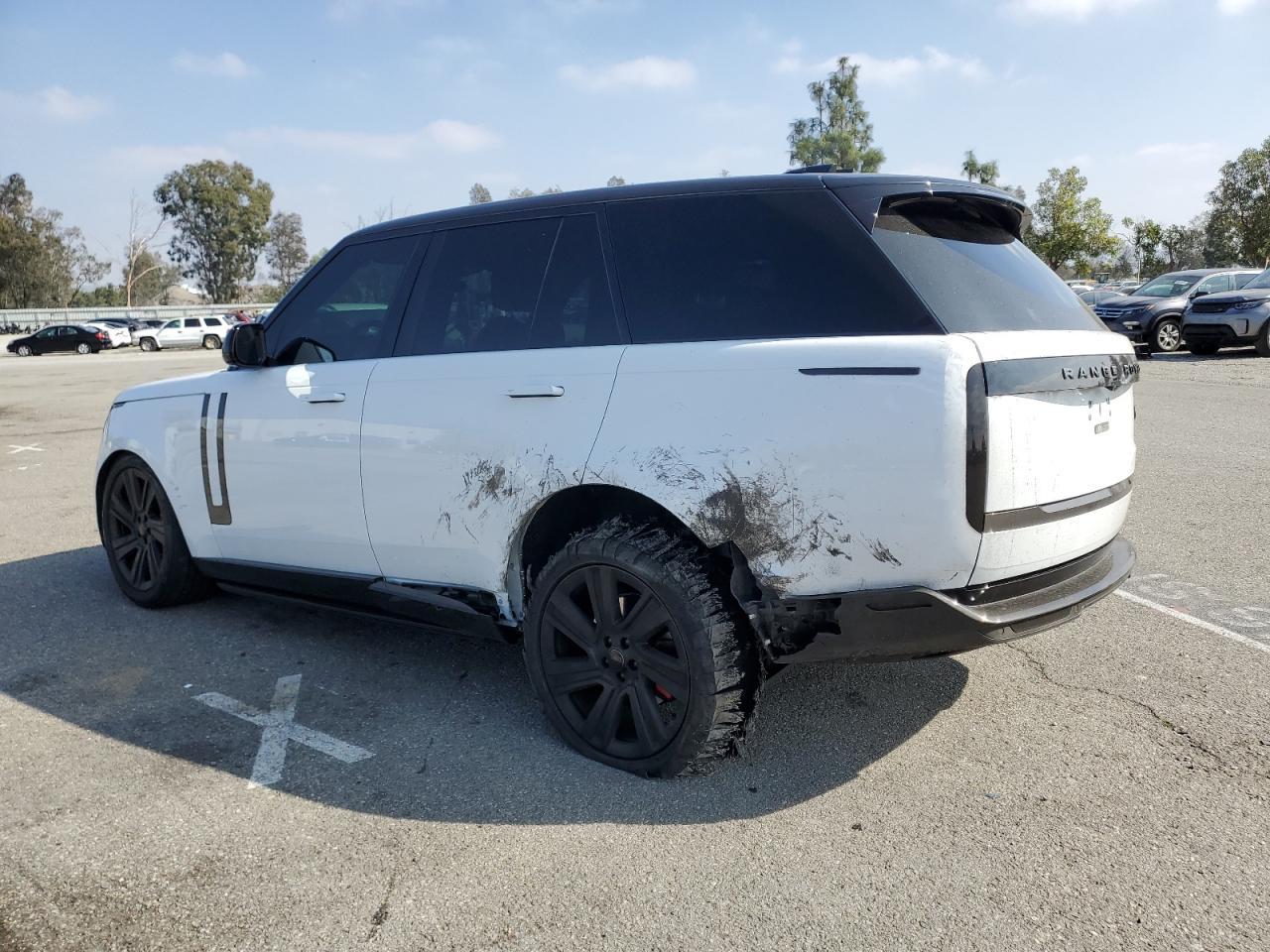 2023 LAND ROVER RANGE ROVE - Image 2