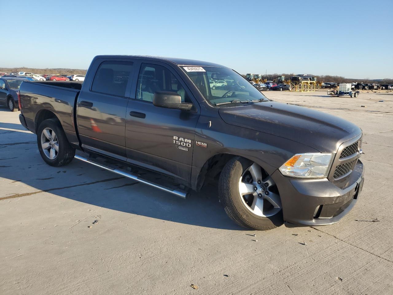 2015 RAM 1500 ST - Image 4