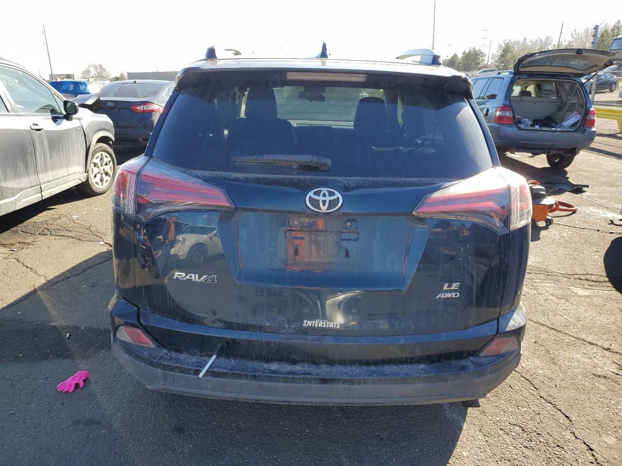 2018 TOYOTA RAV4 LE - Image 6