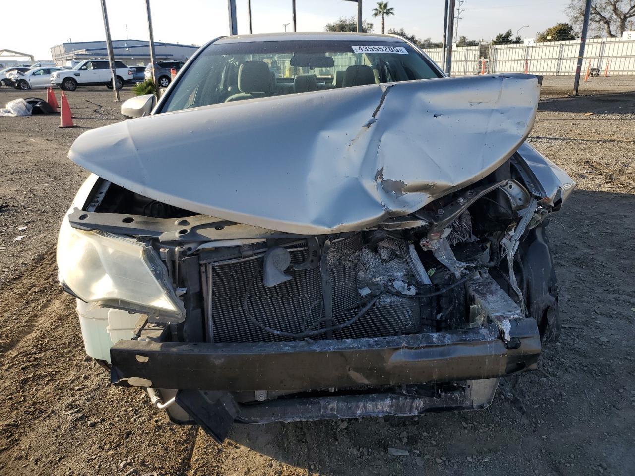 2013 TOYOTA CAMRY L - Image 5