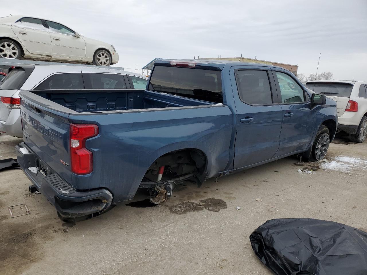 2024 CHEVROLET SILVERADO - Image 3
