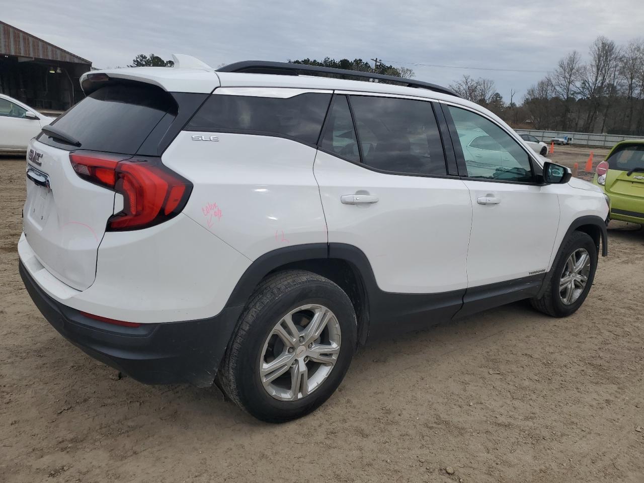 2019 GMC TERRAIN SL - Image 3