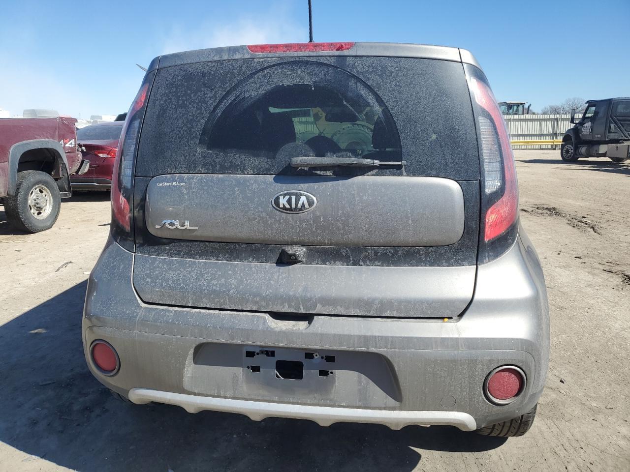2017 KIA SOUL + - Image 6