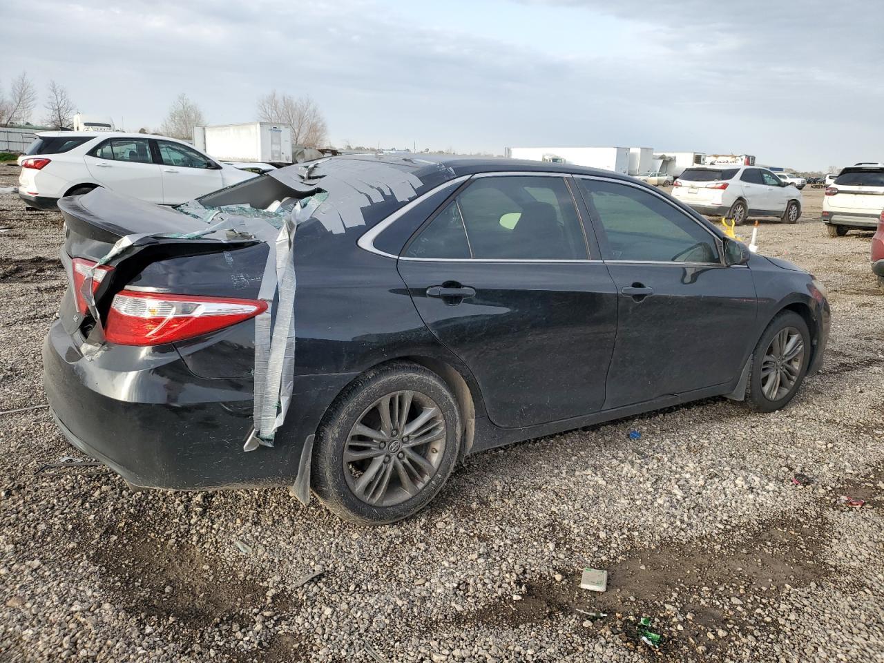 2015 TOYOTA CAMRY LE - Фото 3