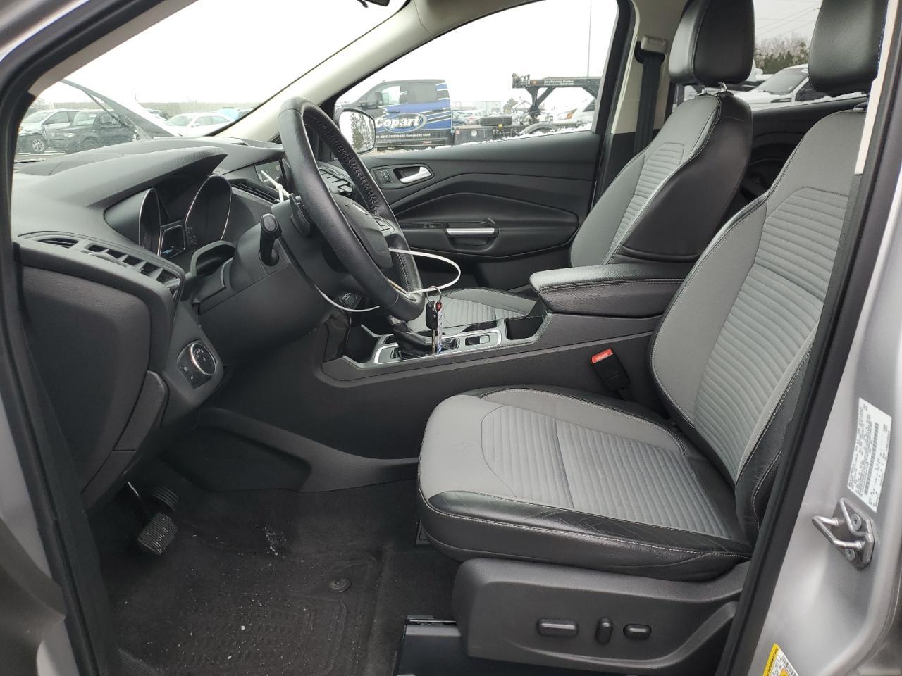 2017 FORD ESCAPE SE - Фото 7
