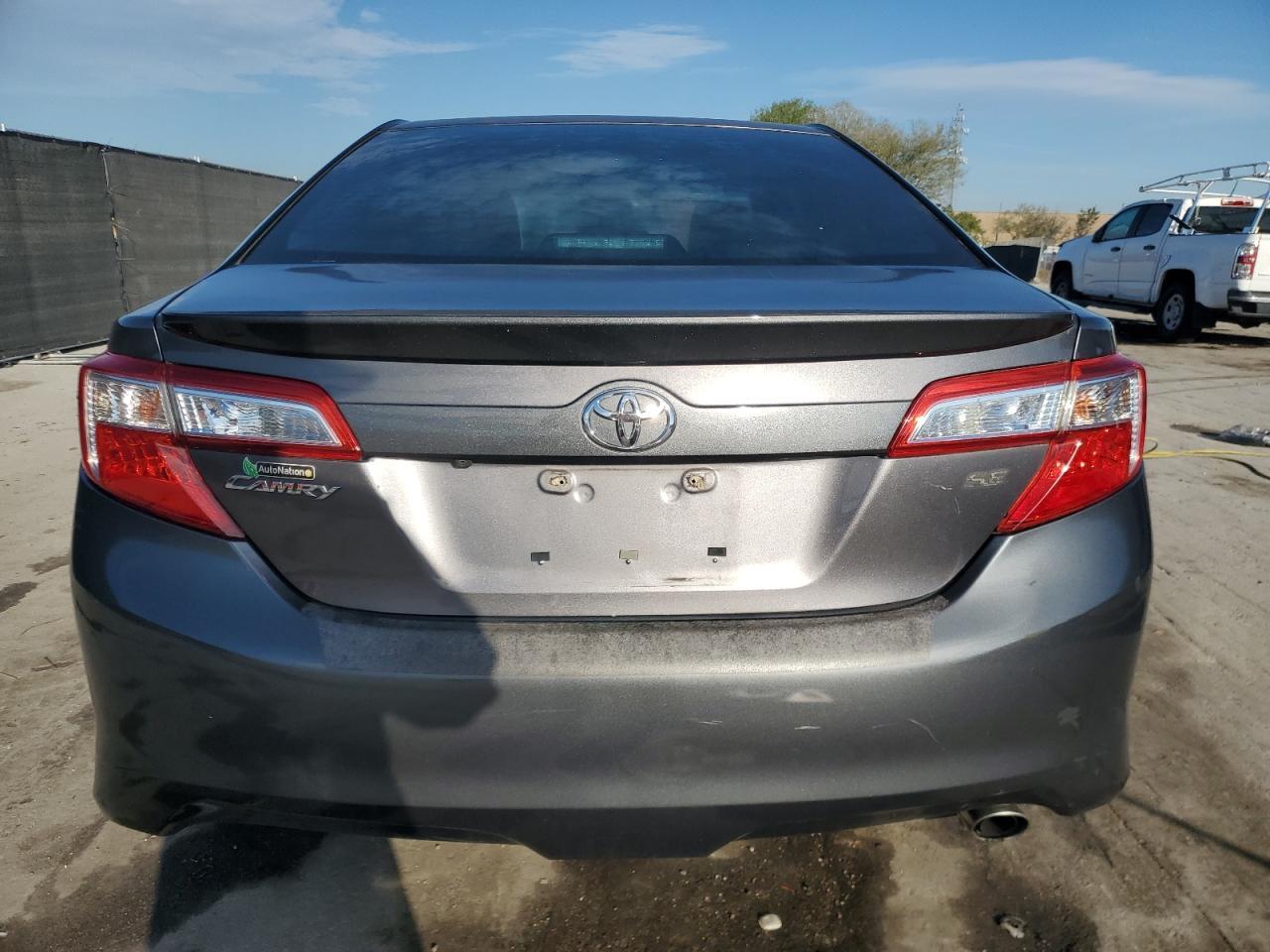 2014 TOYOTA CAMRY L - Фото 6