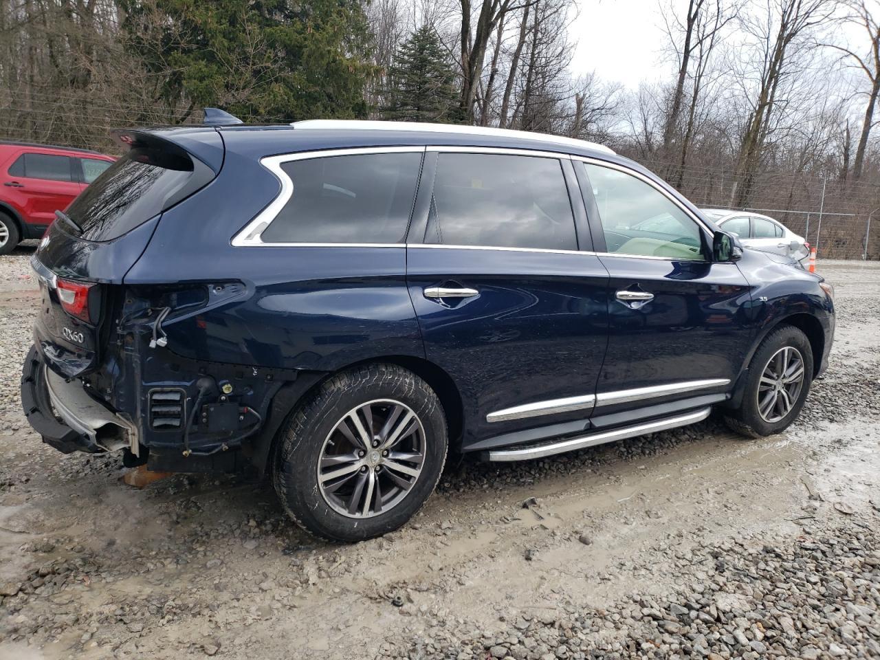 2017 INFINITI QX60 - Фото 3
