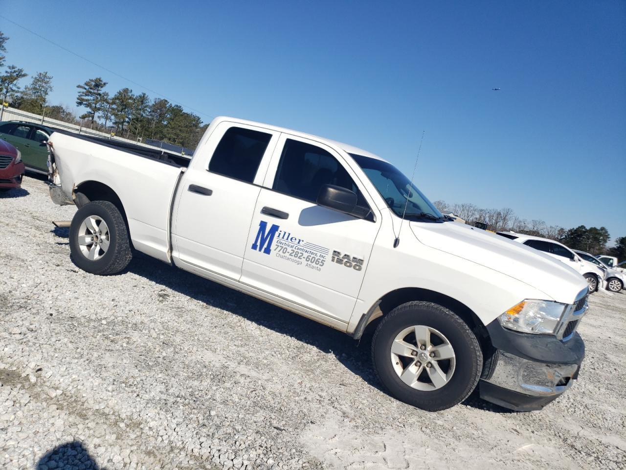 2017 RAM 1500 ST - Image 4