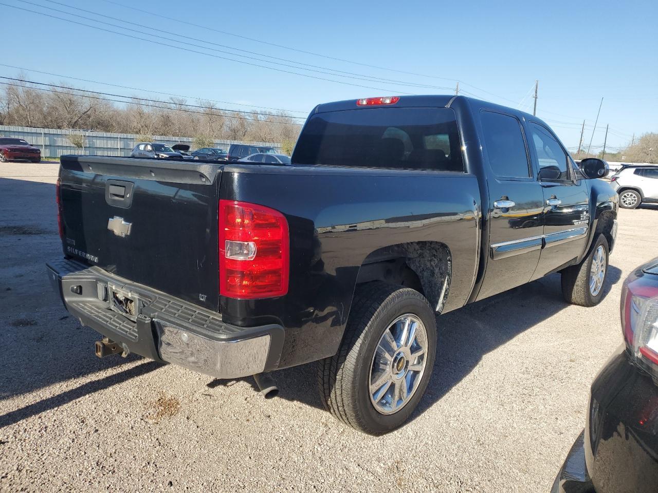 2012 CHEVROLET SILVERADO - Image 3
