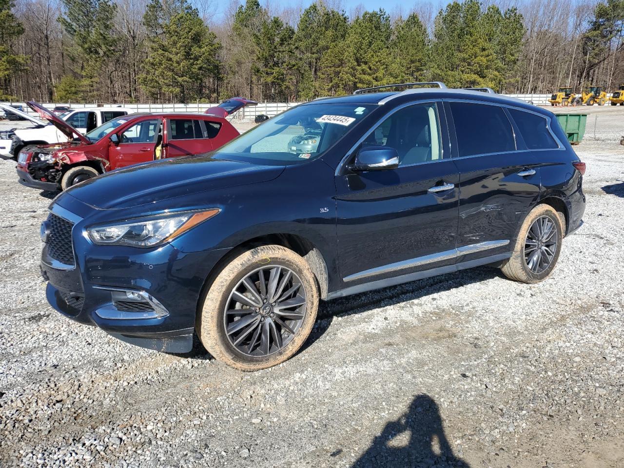 2019 INFINITI QX60 LUXE