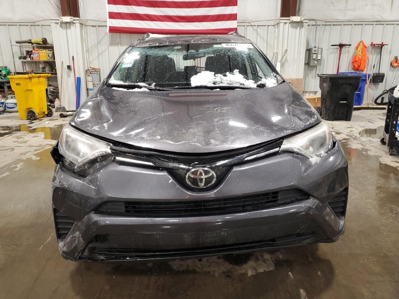 2018 TOYOTA RAV4 LE - Image 5