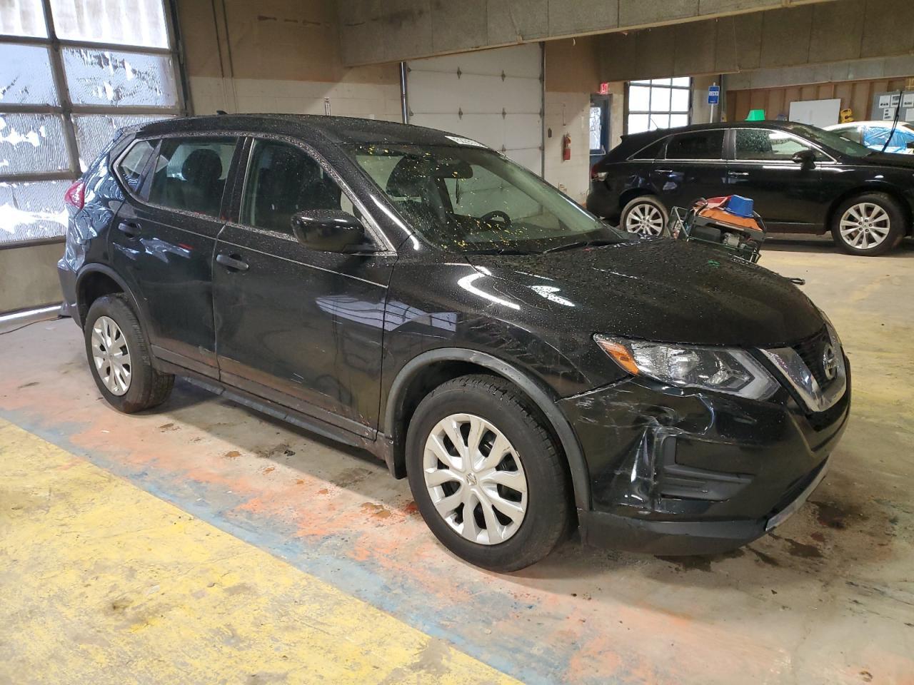 2018 NISSAN ROGUE S - Фото 4