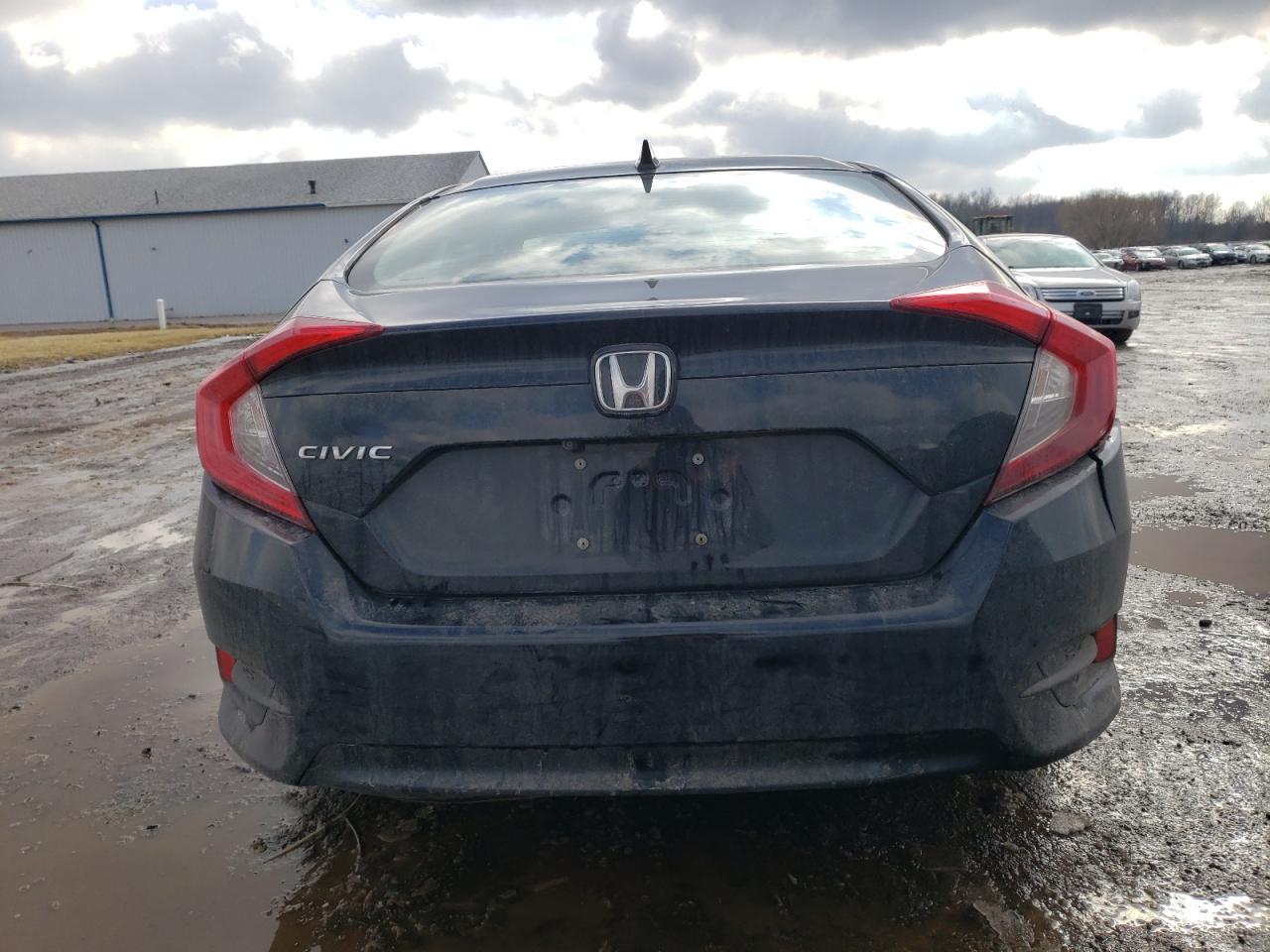 2018 HONDA CIVIC EX - Image 6