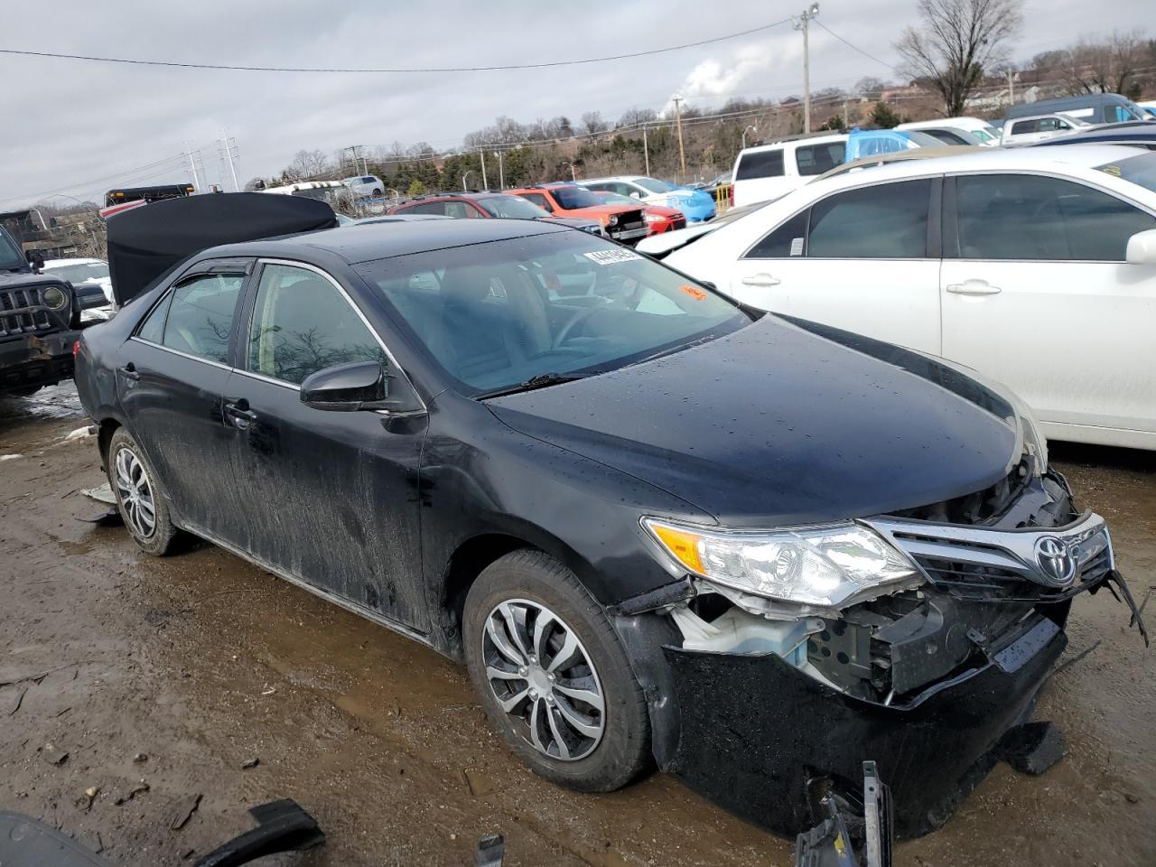 2014 TOYOTA CAMRY L - Image 4