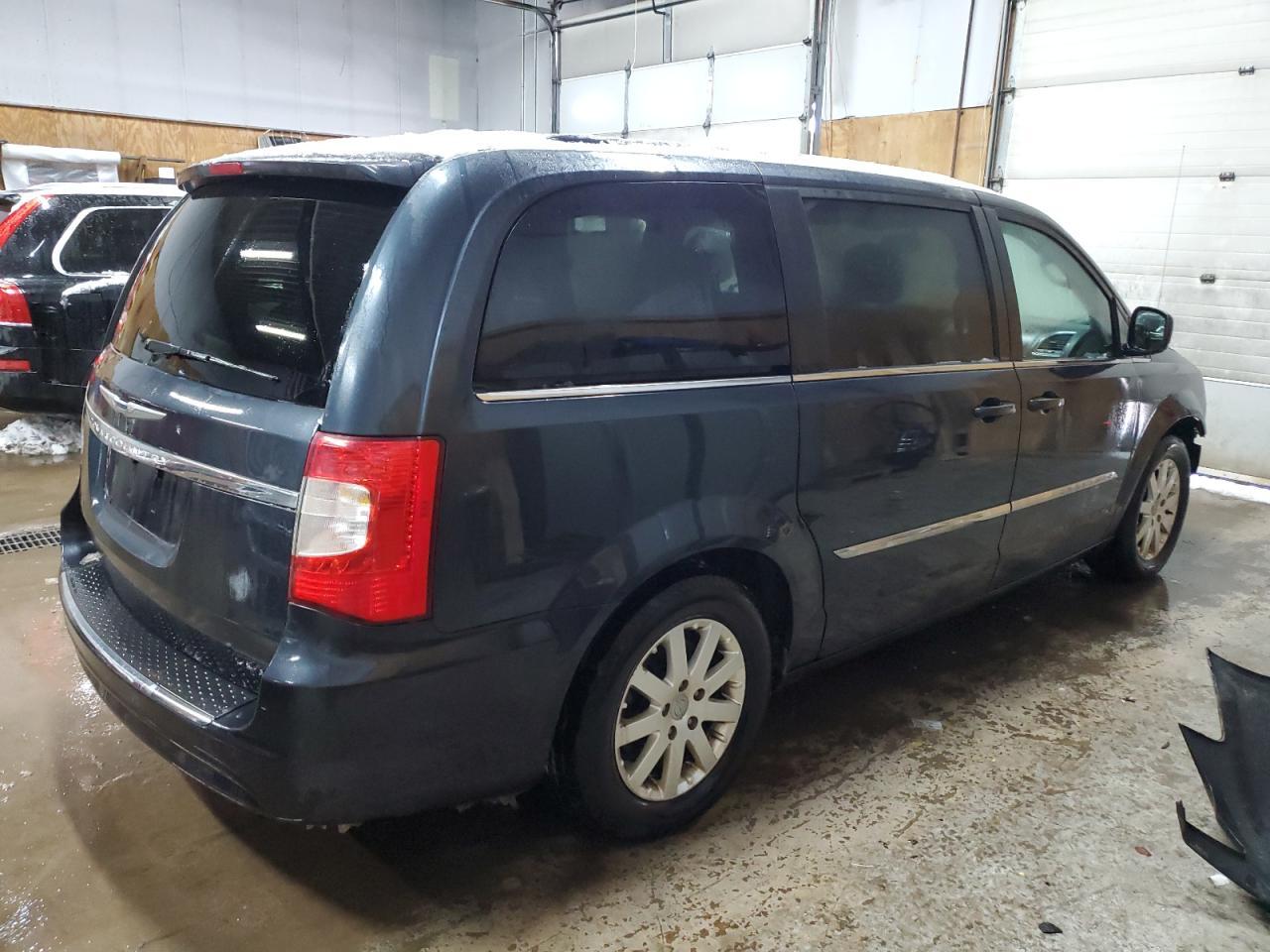 2014 CHRYSLER TOWN & COU - Image 3