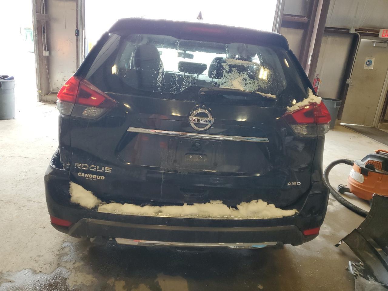 2017 NISSAN ROGUE S - Image 6